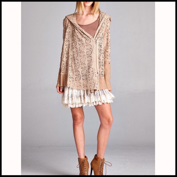 Eyelet Zip Hoodie - Picture 4 of 6